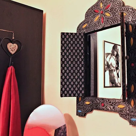 Vintage Apartment, 5 Min From Center + 2 Free Bikes Апартаменты